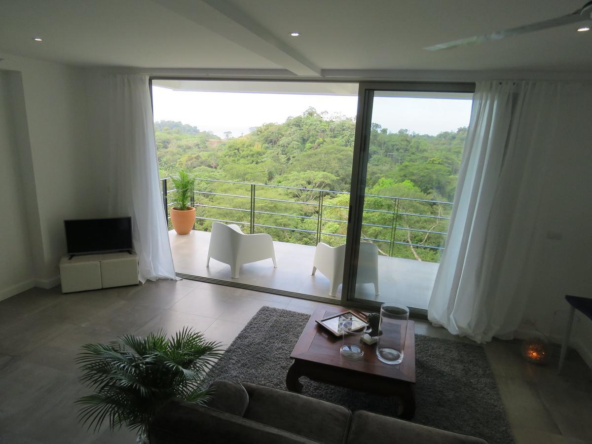 La Maison Blanche * Manuel Antonio